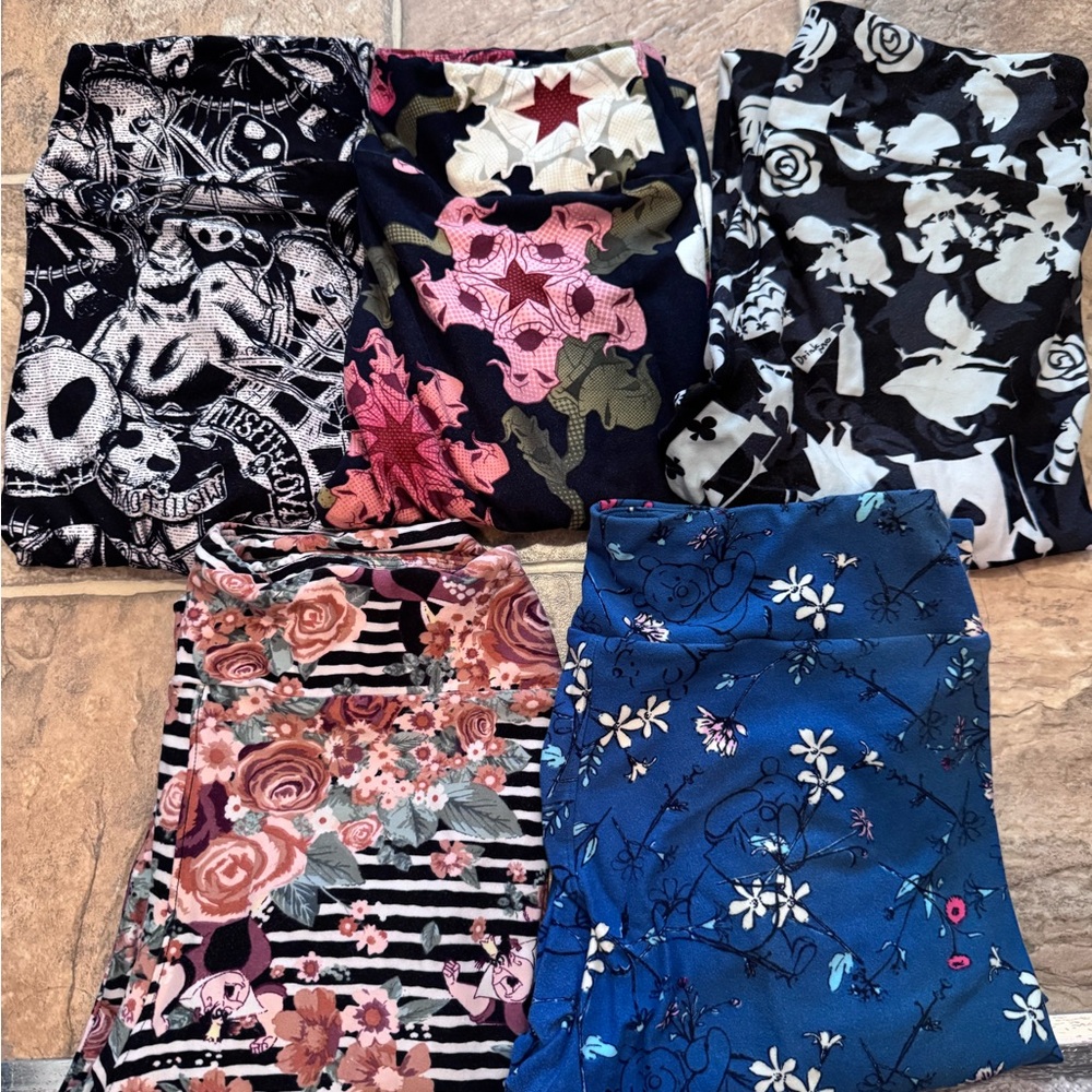 Bundle five pair Lularoe Disney leggings